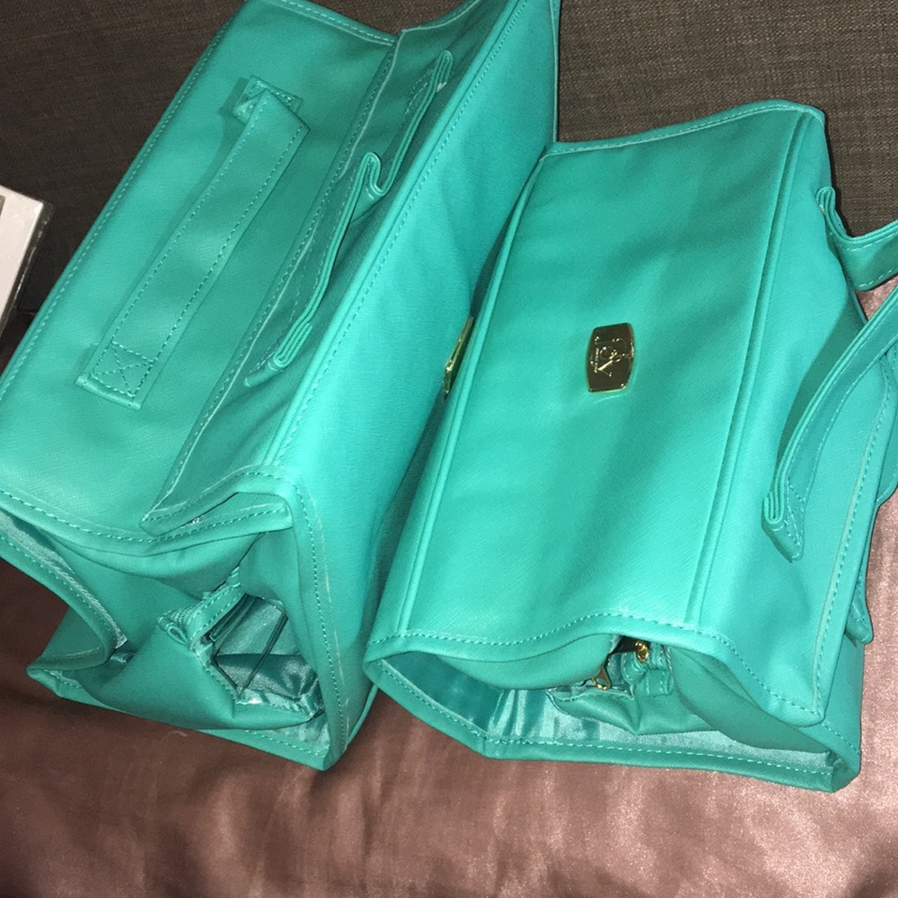 Travel bag